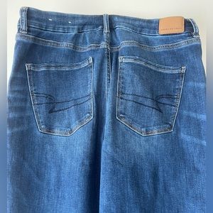 American Eagle-Curvy Hi-Rise Jegging (NextLevelStretch)